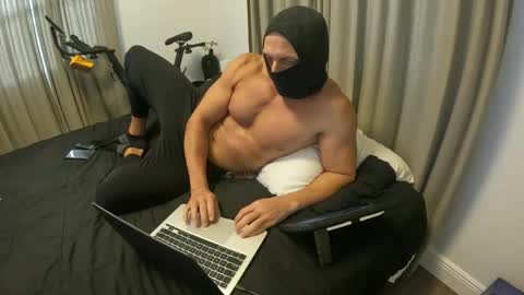 Snapshot of camfit51 chatting on March 5, 10:54 pm CamFit51 online show from March 5, 10:54 pm