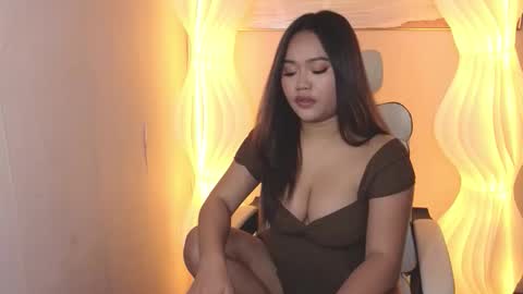 Jade online show from March 13, 7:15 am