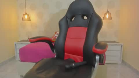 C A M I L A  online show from December 17, 8:15 pm