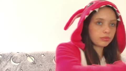 trini-1000 online show from December 13, 8:26 pm