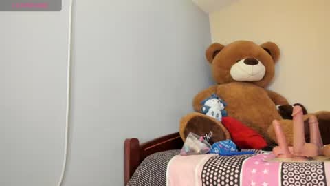Snapshot of cami_hot_hair chatting on June 14, 11:07 pm cami online show from June 14, 11:07 pm
