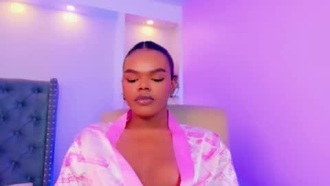 camiestrada online show from September 21, 2:13 am