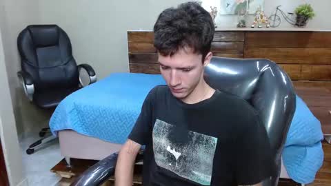 camievan online show from March 5, 2:24 pm