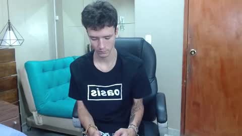 camievan online show from March 14, 7:19 pm