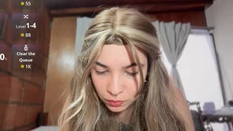 camii19y online show from December 16, 8:47 pm