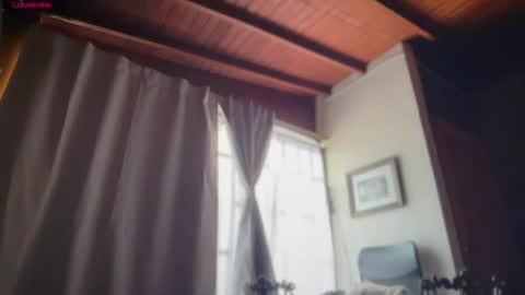 camii19y online show from May 1, 7:29 pm
