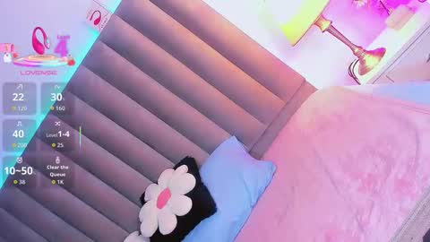 Snapshot of camiigarcia_ chatting on October 24, 10:06 pm CamiiGarcia  online show from October 24, 10:06 pm
