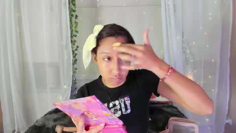 camiigox online show from March 10, 4:06 am