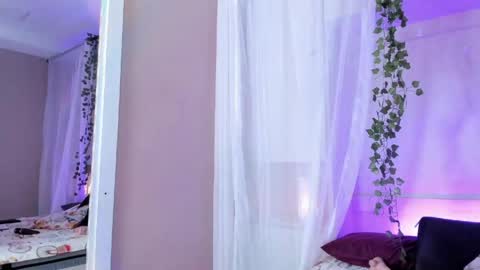 camiigox online show from May 5, 3:47 am