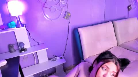 Camila Osorio online show from November 19, 7:36 pm