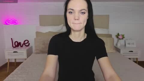 Snapshot of camila_777_ chatting on November 23, 8:52 pm Camila online show from November 23, 8:52 pm