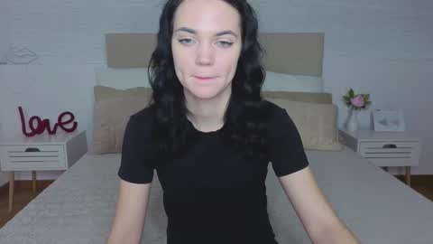 Snapshot of camila_777_ chatting on November 25, 10:54 pm Camila online show from November 25, 10:54 pm