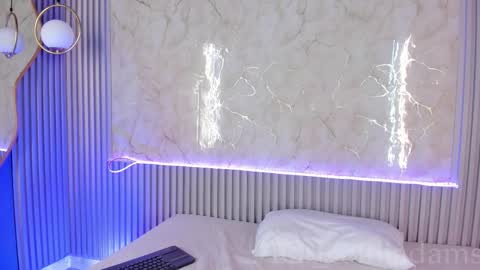 Cami online show from October 27, 10:19 am