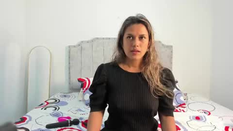 Snapshot of camila_borbon_ chatting on May 11, 2:45 pm online show from May 11, 2:45 pm