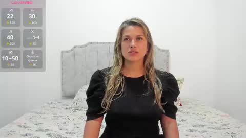 Snapshot of camila_borbon_ chatting on July 25, 12:31 am online show from July 25, 12:31 am