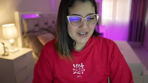 Camila buitrago online show from December 2, 3:47 pm