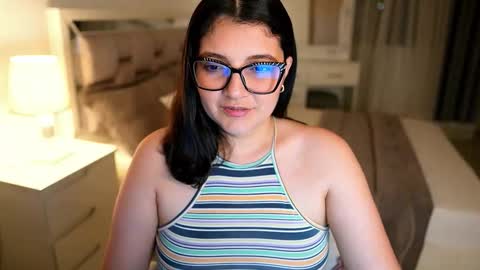 Camila buitrago online show from December 19, 11:45 pm