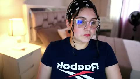 Camila buitrago online show from February 15, 9:33 pm