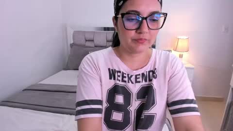 Camila buitrago online show from April 15, 12:39 am
