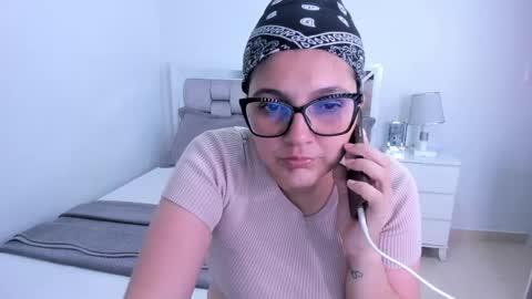 Camila buitrago online show from April 29, 2:04 am