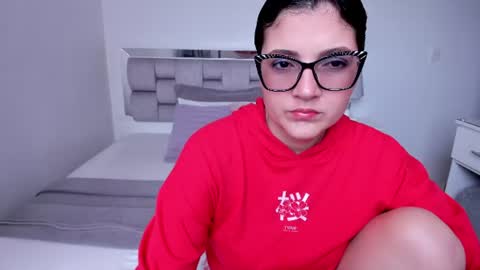 Snapshot of camila_buitrago chatting on June 14, 7:27 pm Camila buitrago online show from June 14, 7:27 pm