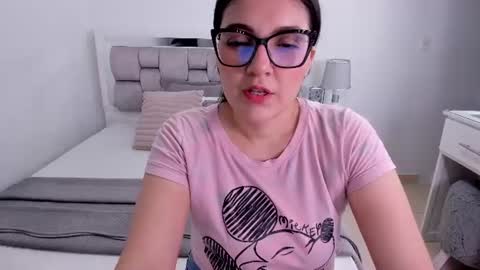 Snapshot of camila_buitrago chatting on June 27, 1:43 am Camila buitrago online show from June 27, 1:43 am