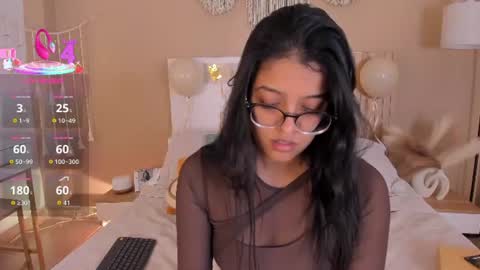 Snapshot of camila_bustamante_ chatting on July 3, 4:02 pm camila_bustamante_ online show from July 3, 4:02 pm