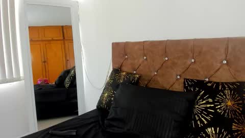 camila_collins7 online show from November 1, 3:14 pm