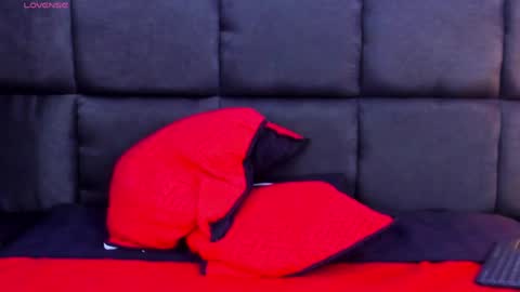  s online show from December 29, 10:23 am