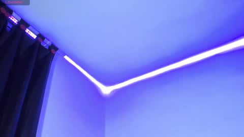  s online show from February 26, 11:37 pm