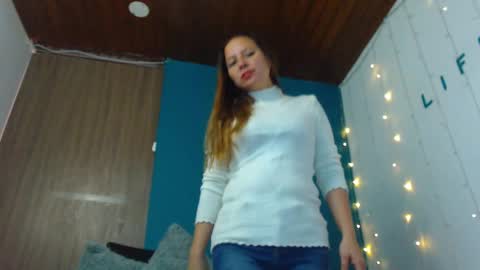 camila online show from December 21, 12:38 pm