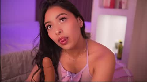 Snapshot of camila_dupont chatting on July 28, 2:51 am Camila online show from July 28, 2:51 am