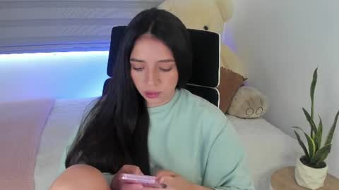 Snapshot of camila_ec2 chatting on August 1, 5:12 pm C A M I online show from August 1, 5:12 pm