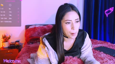Snapshot of camila_torrez chatting on January 23, 4:52 am MIA online show from January 23, 4:52 am