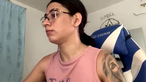 Camila online show from November 15, 1:51 pm