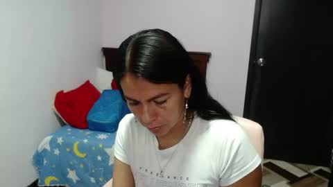 Camila Vargas online show from July 10, 6:54 pm