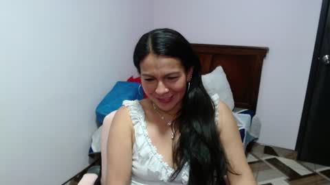Camila Vargas online show from July 28, 7:39 pm