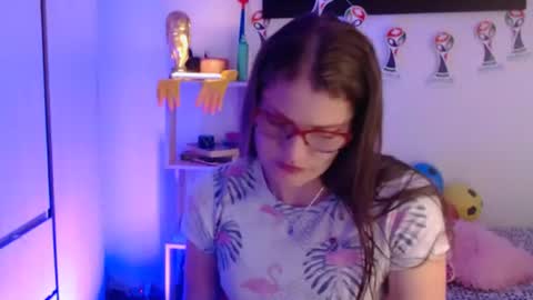 Snapshot of camila_ventura chatting on July 9, 1:48 pm Camila ventura online show from July 9, 1:48 pm