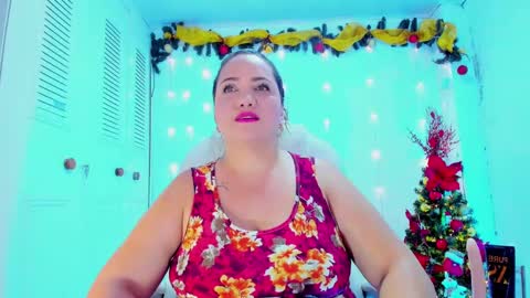 Snapshot of camilaa_foxxx chatting on January 1, 6:59 pm camilaa foxxx online show from January 1, 6:59 pm