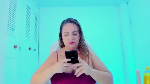 Snapshot of camilaa_foxxx chatting on January 12, 8:57 pm camilaa foxxx online show from January 12, 8:57 pm