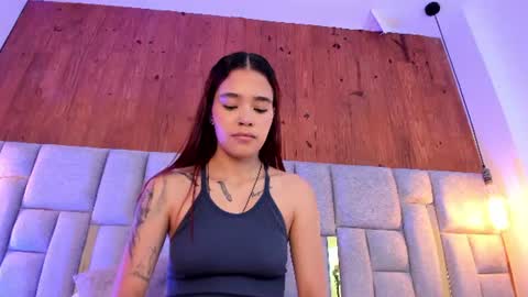 camilaa_smith_ online show from June 22, 6:38 pm