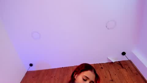 camilaa_smith_ online show from July 6, 2:19 am