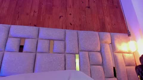 camilaa_smith_ online show from July 17, 8:14 pm