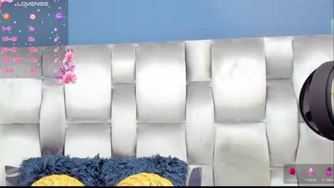 Snapshot of camilabenitezz chatting on July 20, 1:57 pm camila benitez online show from July 20, 1:57 pm