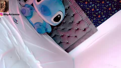 camilajhoones online show from August 8, 6:37 am
