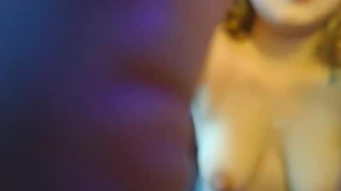 Snapshot of camilamarsh chatting on November 15, 9:28 am camilamarsh online show from November 15, 9:28 am