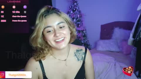 Snapshot of camilamarsh chatting on December 3, 1:09 pm camilamarsh online show from December 3, 1:09 pm