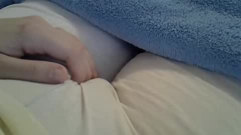 flash 50 tokens BIG CLIT  tits pussy. masturbation big clit 150 tokens fingers inside pussy 1000 tk  pump big clit 300 tk online show from April 26, 2:26 pm