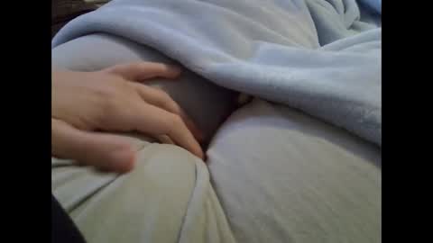 Snapshot of camilaperes69 chatting on May 18, 3:40 pm flash 50 tokens BIG CLIT tits pussy. masturbation big clit 150 tokens fingers inside pussy 1000 tk pump big clit 300 tk online show from May 18, 3:40 pm