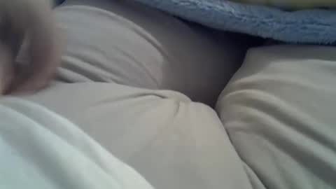 Snapshot of camilaperes69 chatting on June 1, 10:44 pm flash 50 tokens BIG CLIT tits pussy. masturbation big clit 150 tokens fingers inside pussy 1000 tk pump big clit 300 tk online show from June 1, 10:44 pm